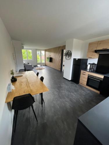 Romans-sur-Isere Apartment | Vue sur les montagnes au frais