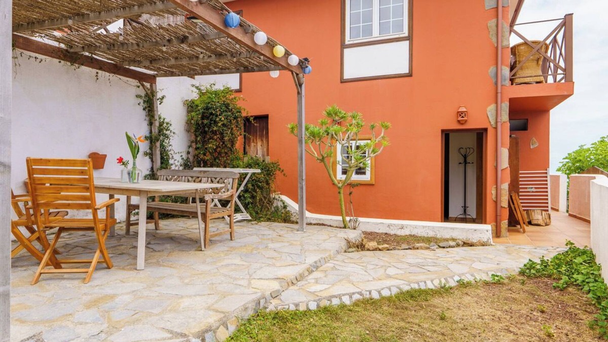 Icod el Alto House | VV SOFIA IN FINCA ECOLOGICA LA ESPIRAL, NATURE, CALM, AND SEA VIEW