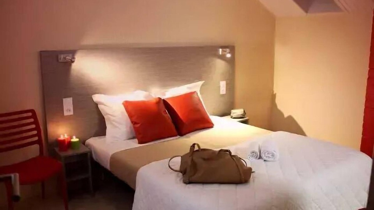 Collonges-la-Rouge Apartment | VVF Collonges-la-Rouge * - 3 Room Gîte 6 People 2 babies 2 shower rooms