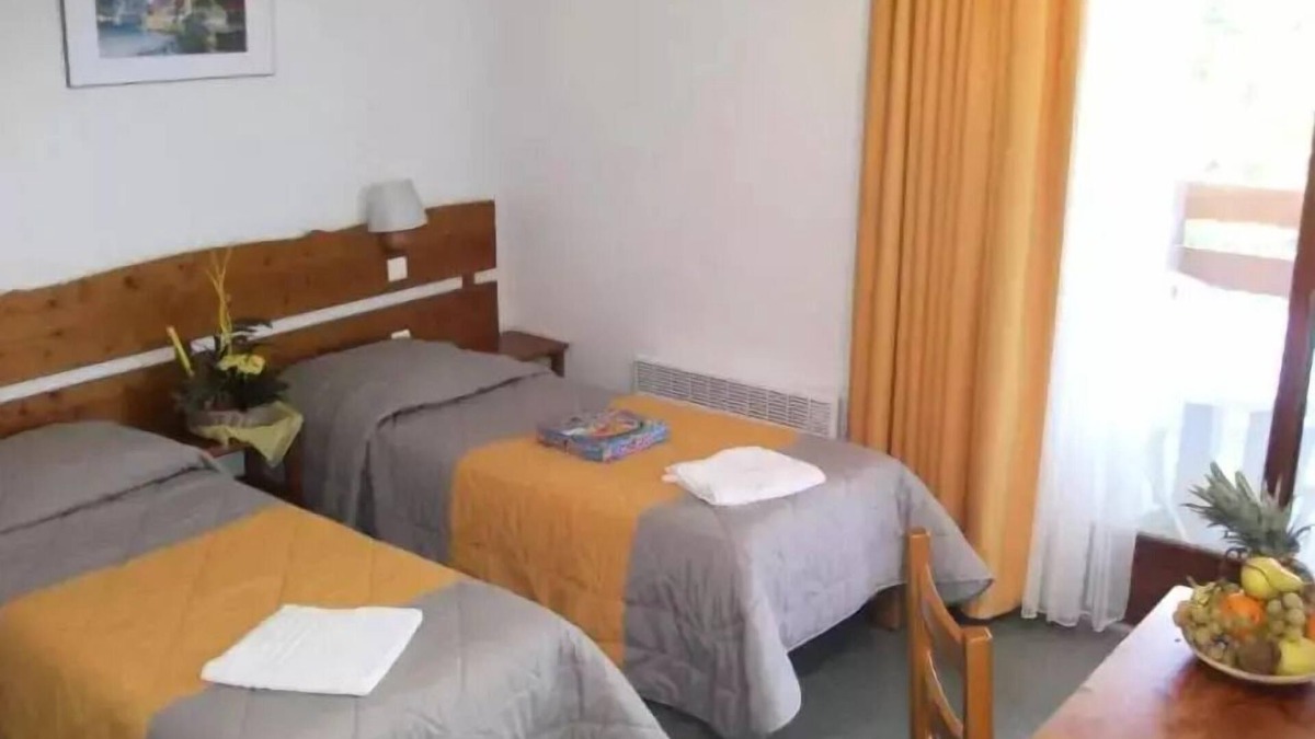 Premanon Apartment | VVF Jura Les Rousses * - 2 Room Apartment 5 People 1 baby
