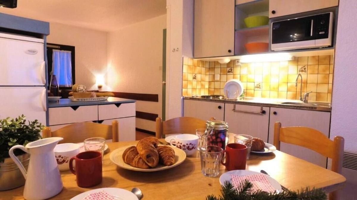 Saint-Leger-les-Melezes Apartment | VVF Les Écrins Saint-Léger-les-Mélèzes - 2 Rooms 4 People 1 baby Garden level