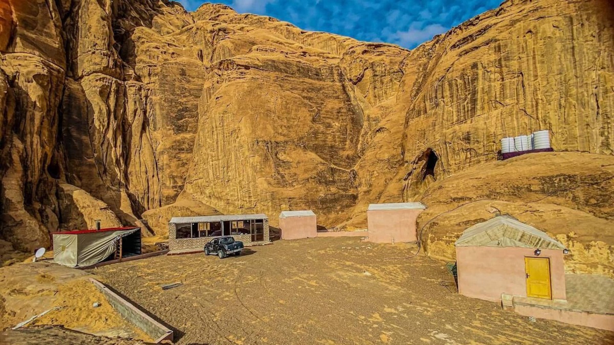 Wadi Rum House | W camp is a private camp in wadi rum desert, quiet, privacy