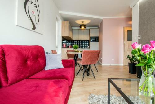 Koszalin Apartment | W&K - White&Grey - Faktura VAT, Netflix, Parking w garażu, Blisko dworca i centrum