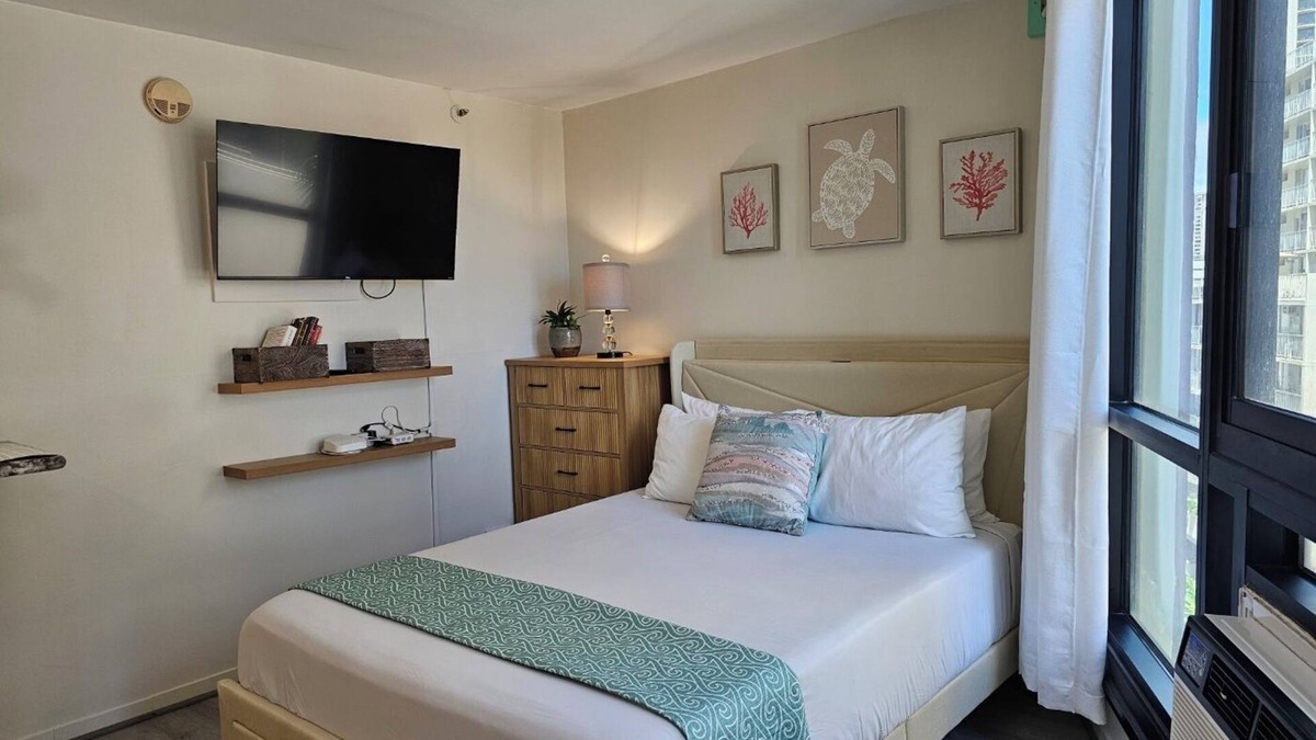 Waikiki Hotel | Waikiki Grand Hotel - Newly Renovated @6FL