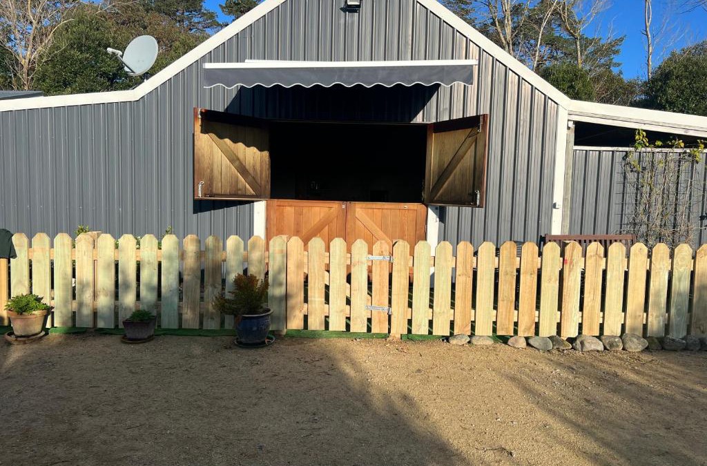 Tararua Forest Park House | Waiora la grange cottage