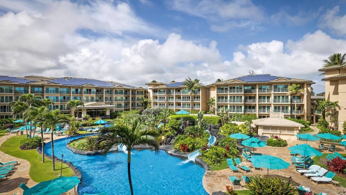 Wailua Condo | Waipouli Beach Resort Oceanfront Royal 2 BD 3 BA