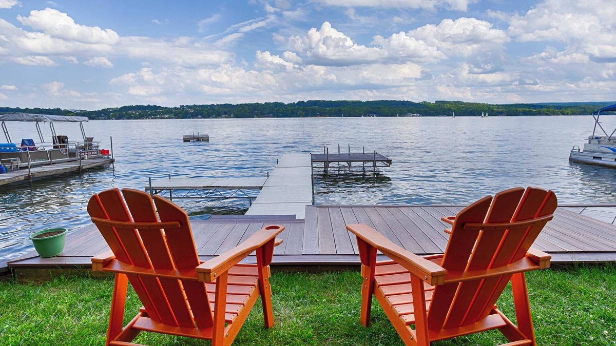 Penn Yan House | Wake and Lake: "Right Along Keuka Lake Wine Trail!"