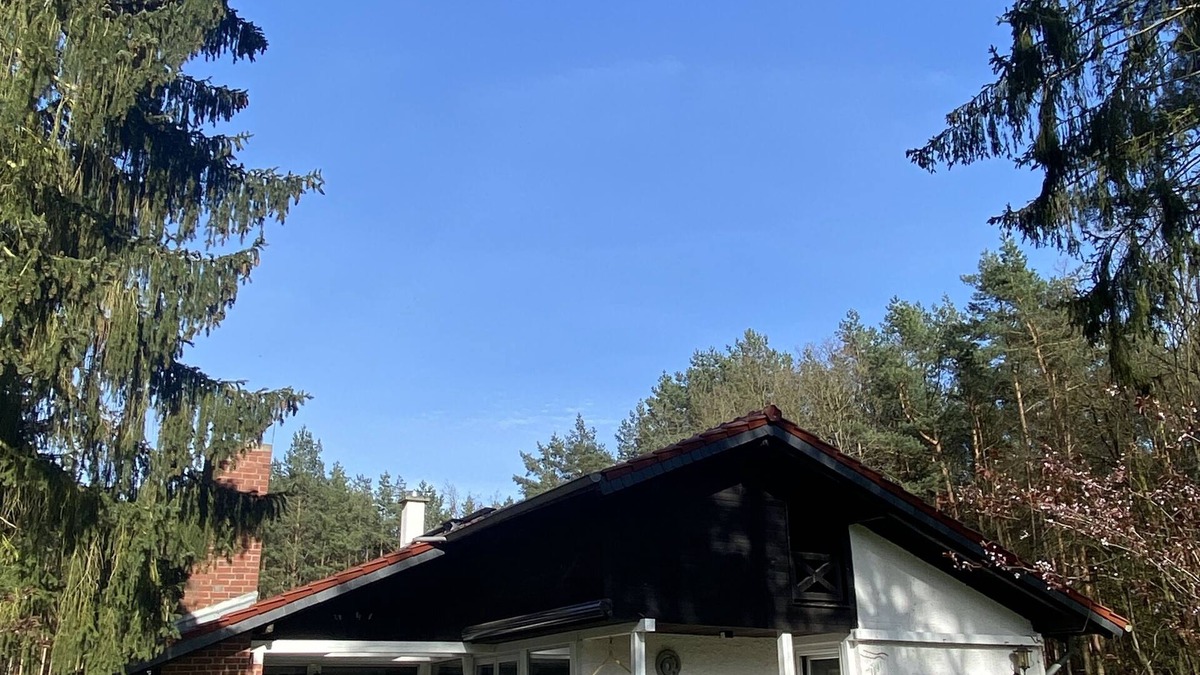 Oberhavel House | WALDHAVEL. Vacation home "WALDBLICK" on waterfront property. Vacation in nature.