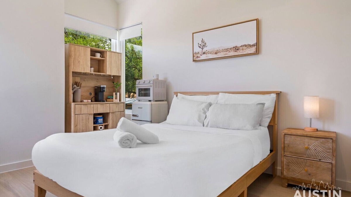 MLK Apartment | Waldorf #2B xxxxxxxx