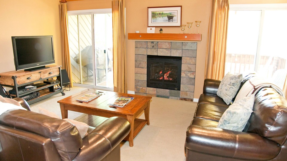 Ketchum Condo | Walk 2 Baldy/River, Pool,Hot Tub, Bikes, Private Ski Locker at Mtn, Grt reviews