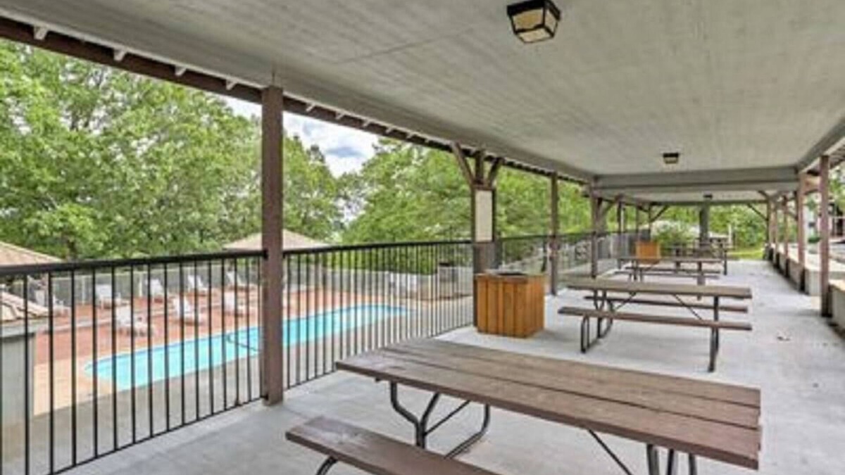 Notch Estates Condo | Walk-in unit- 5 min away from USA Today #1 voted theme park - Silver Dollar City