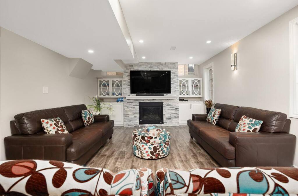 Brampton Apartment | Walk-out Basement Apartment with Private Entrance