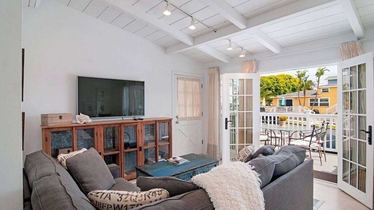 Carlsbad Condo | Walk to Beach | AC | Patio w/Ocean View
