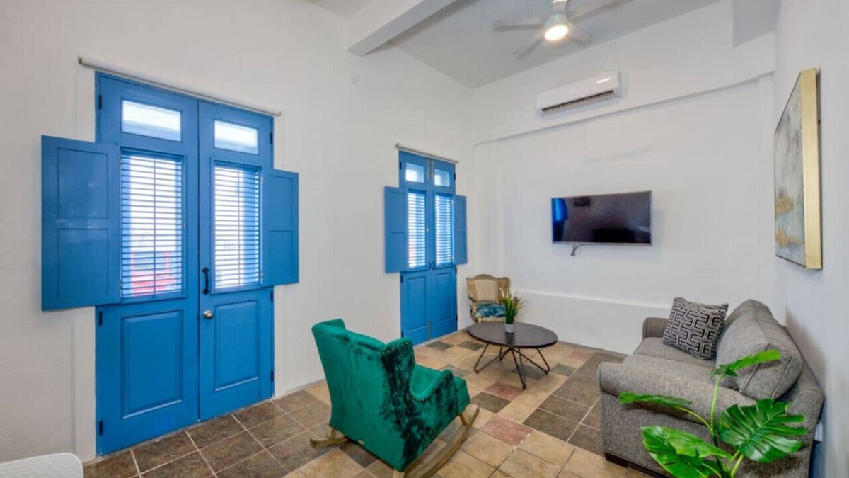 Puerta de Tierra Apartment | Walk to Beach, Historic Sites & Vibrant Nightlife