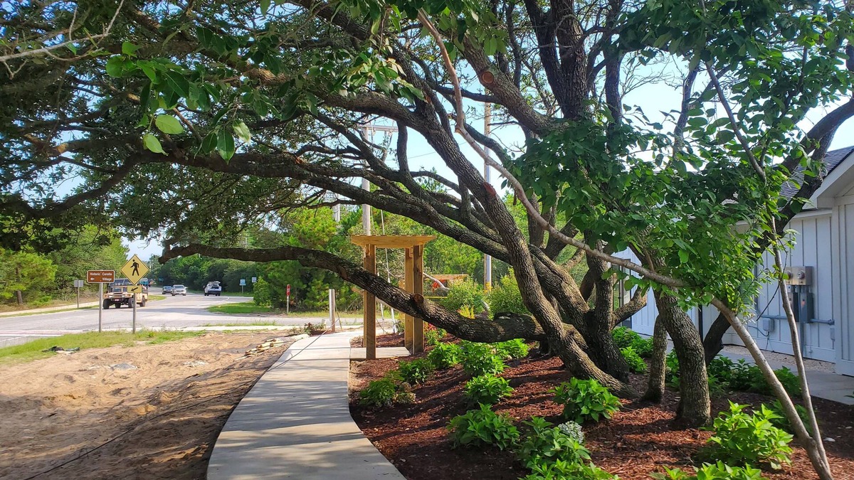 Corolla Condo | Walk to Corolla Village and the Beach!