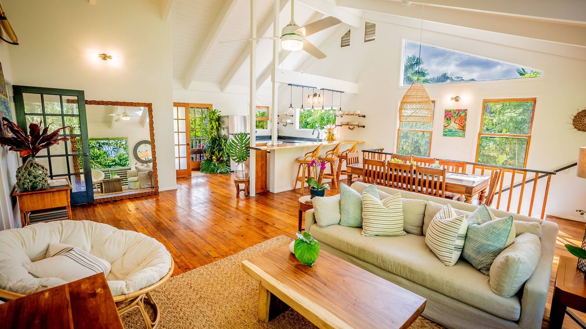 Hanalei House | Walk to Hanalei Bay&Town. Waterfalls&Mountain Views. A/C, FREE Surf,Sup,Bike.etc
