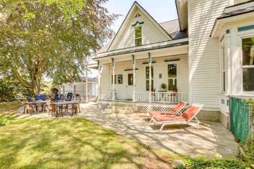 Ludington House | Walk to Lake Michigan and Dtwn Coastal Grand