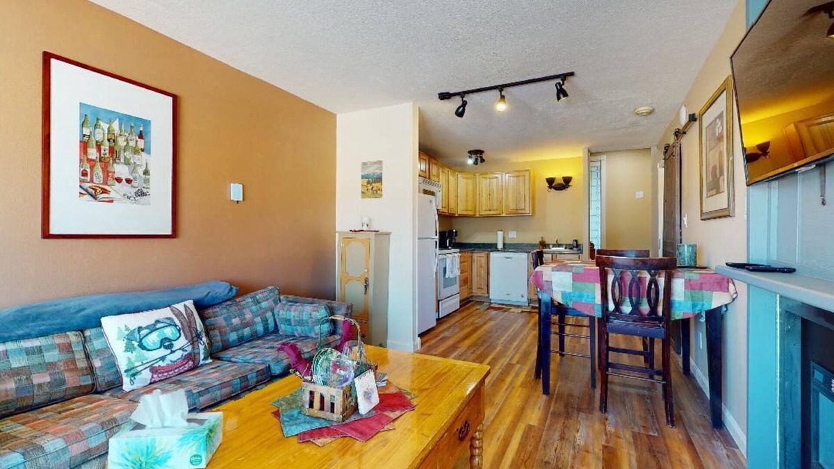 Angel Fire Condo | Walk to Lifts | Views | Fireplace | Bella Vista E1