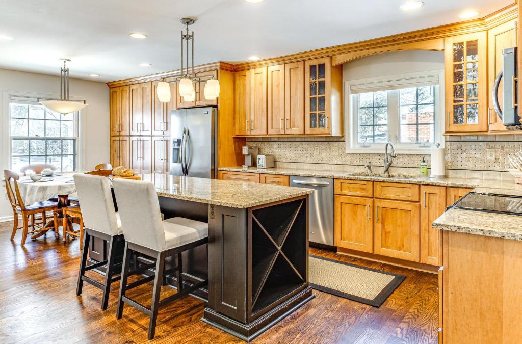 Zionsville House | Walk to Main St and Parks Zionsville Village Home
