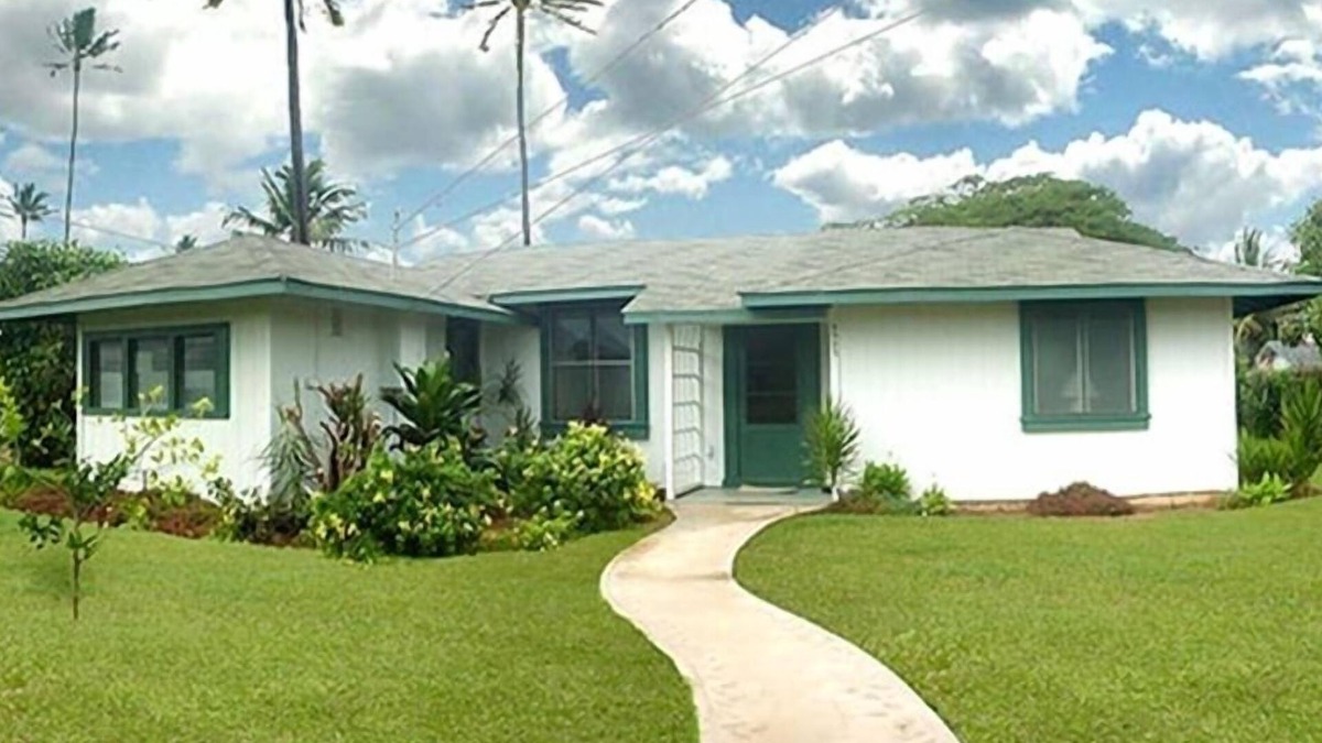 Kekaha Cottage | Walk to Ocean.Privacy. Classic Hawaiian Cottage . - TVNCU #1292