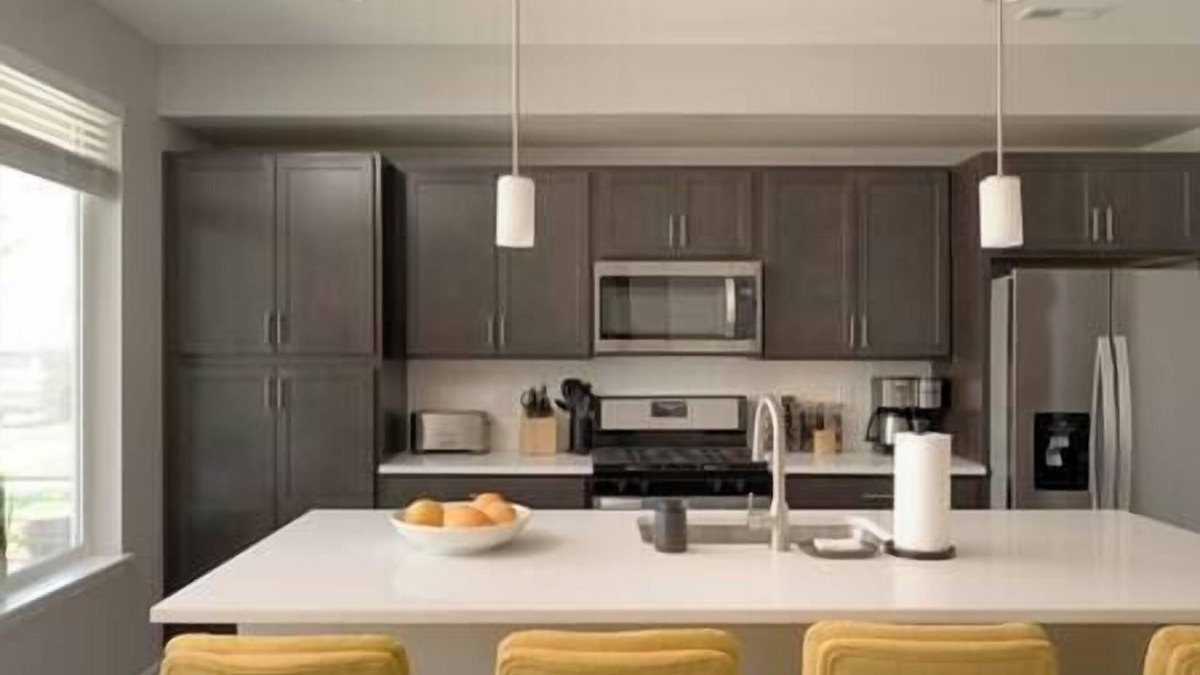 Dupont House | Walk to Parks, Games, Family Friendly, Fun Design!