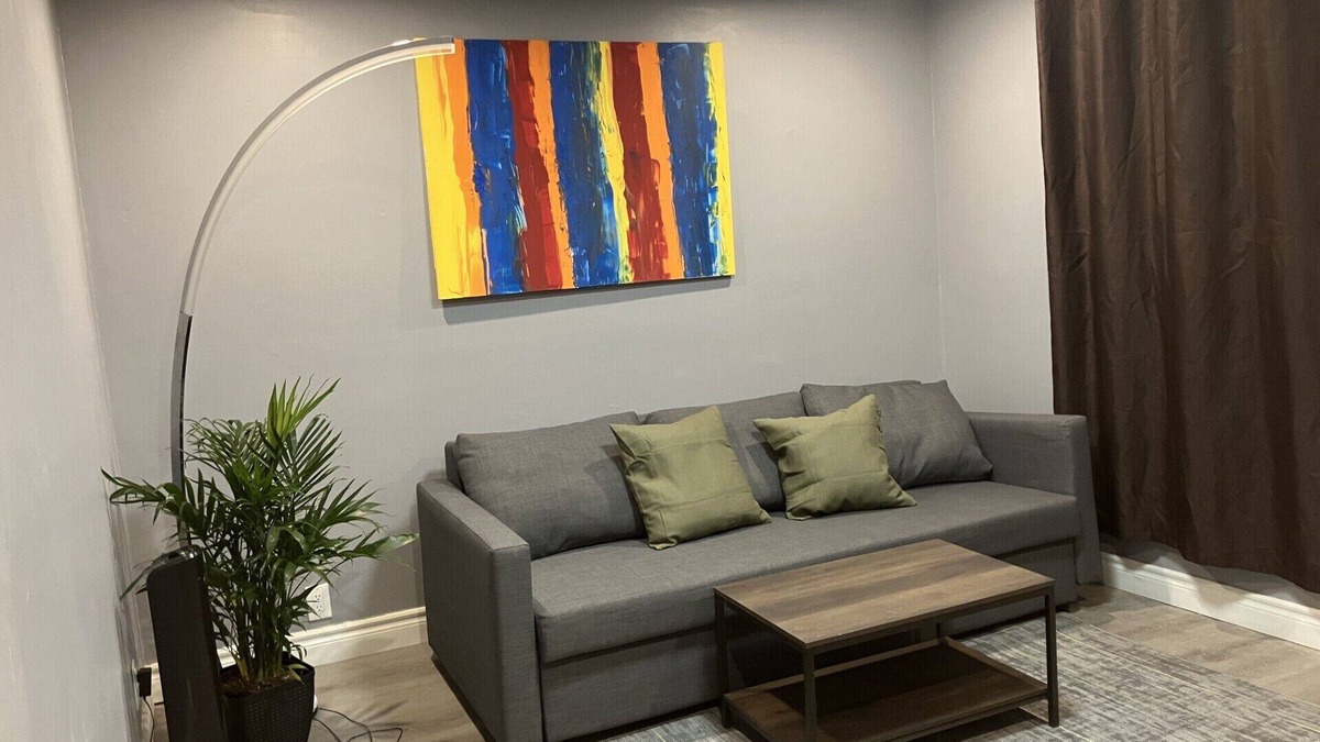Lowertown House | Walk to Parliament/OU Entire Unit W/FreeParkingnn