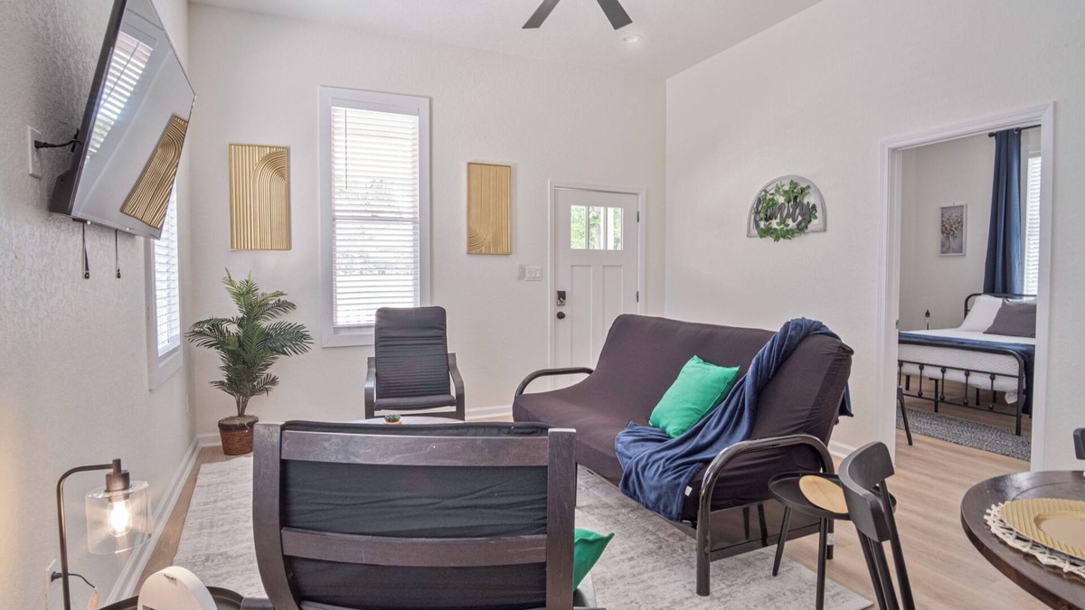 Eastside Promise Neighborhood Apartment | Walk to Riverwalk 3BR 2BA Gem Near Fun Downtown