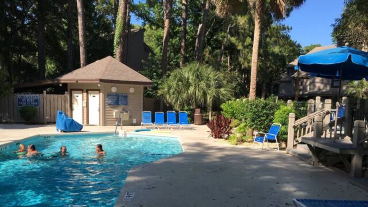 Palmetto Dunes Cottage | Walk to the Beach!- Sleeps 4... 5 Star Resort