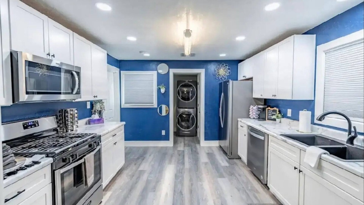 Williams House | Walk Train & Rte 66/The Stay @ Seven One Three