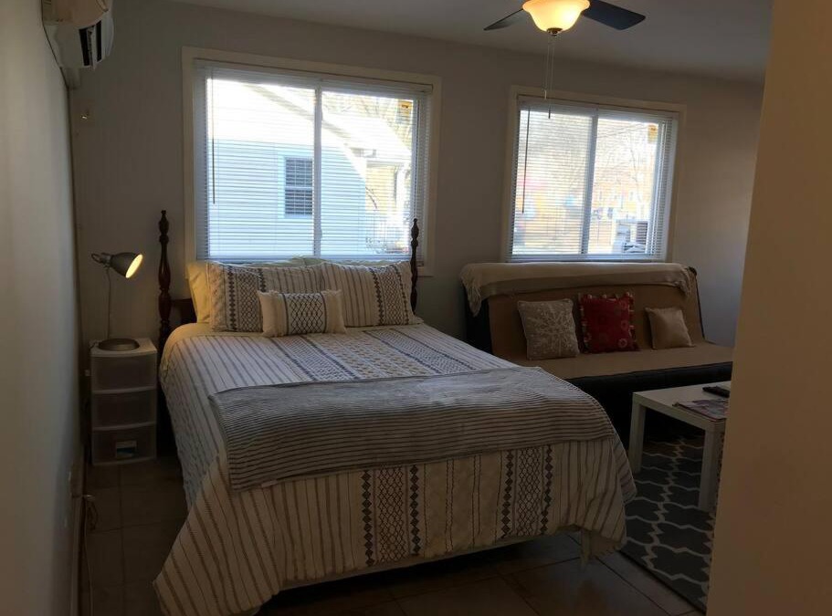 Ashton Heights Apartment | Walk2Metro's,DCGem,Private,Wifi, FreeParking