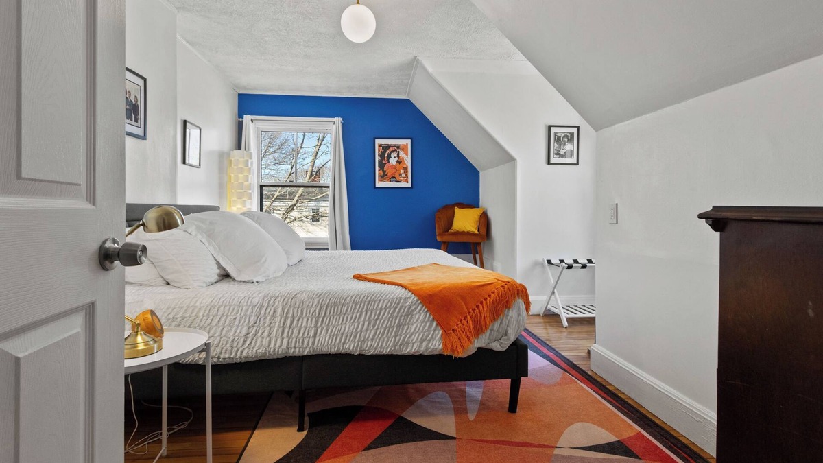 Parkside Apartment | Walkable 2-bed in downtown Portland. Washer and dryer in apartment.