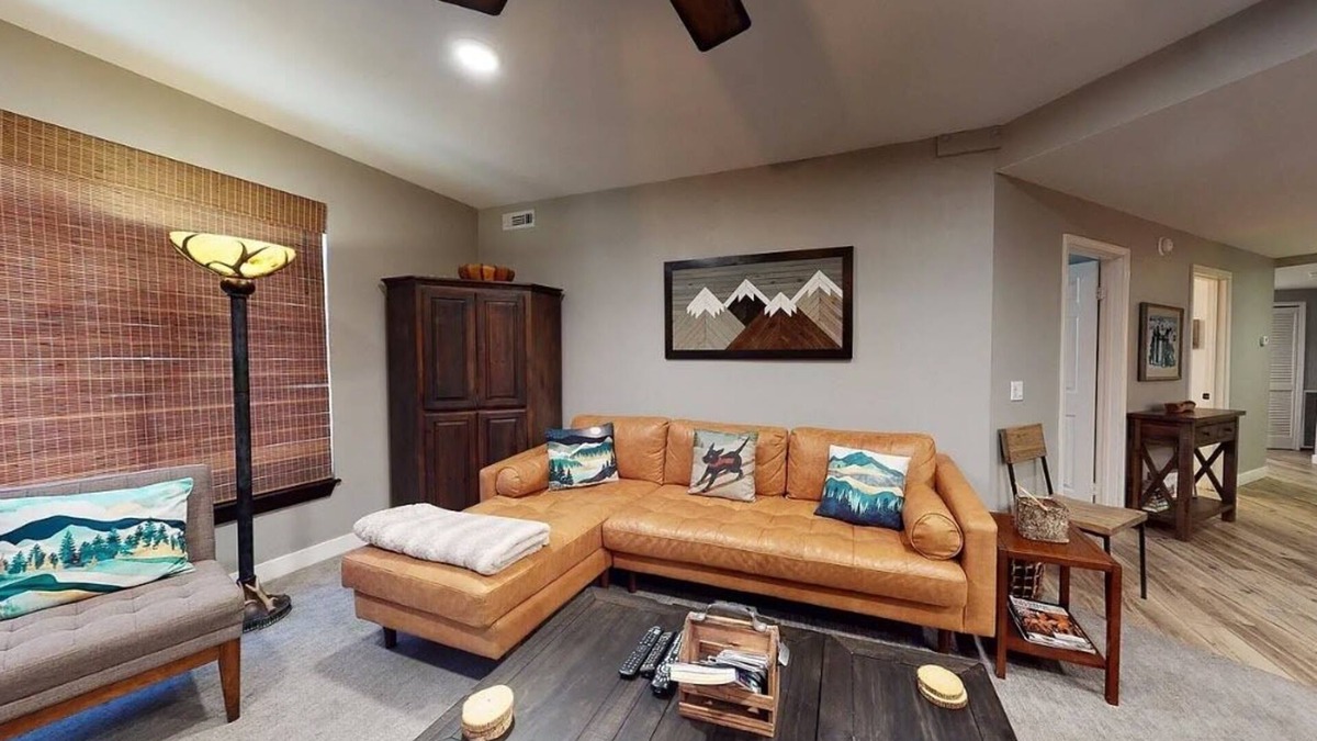 Mammoth Lakes Condo | Walkable to Canyon Lodge! Silver Bear 23