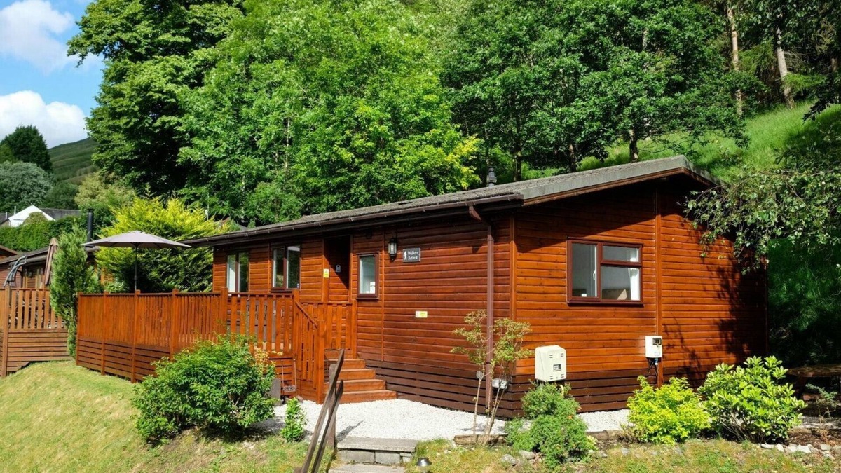 Troutbeck House | WALKER'S RETREAT LODGE, family friendly, with a garden in Windermere