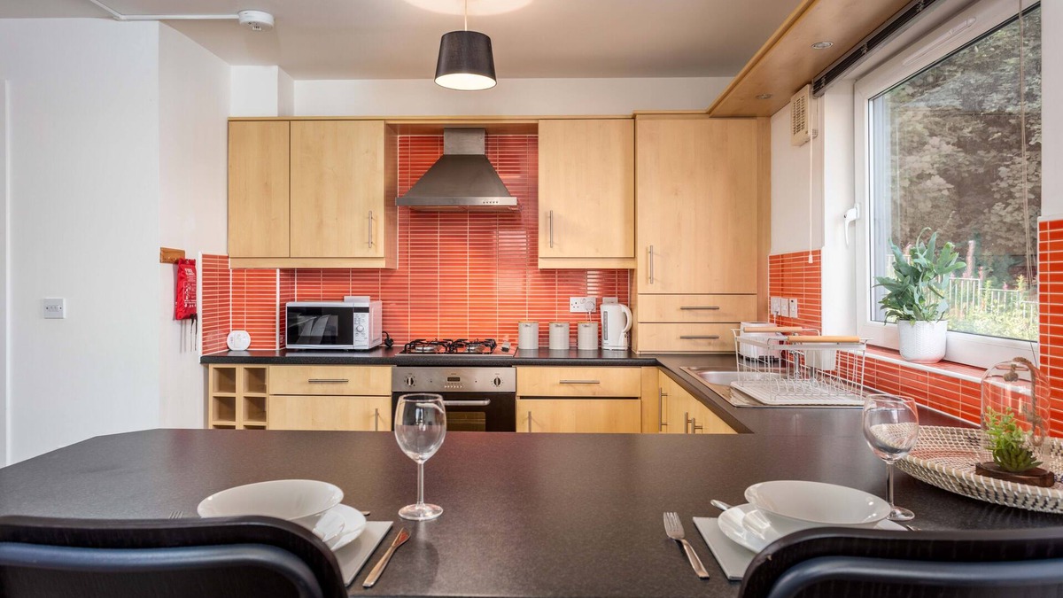 Kilmarnock Apartment | Walker Suite No82 - Donnini Apartments
