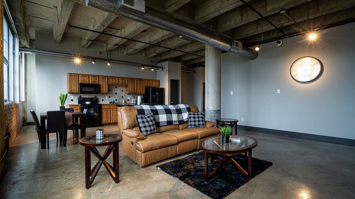 South Central Houston Apartment | Walking distance MinuteMaid Park/GRB/Dynamo/Dwntwn