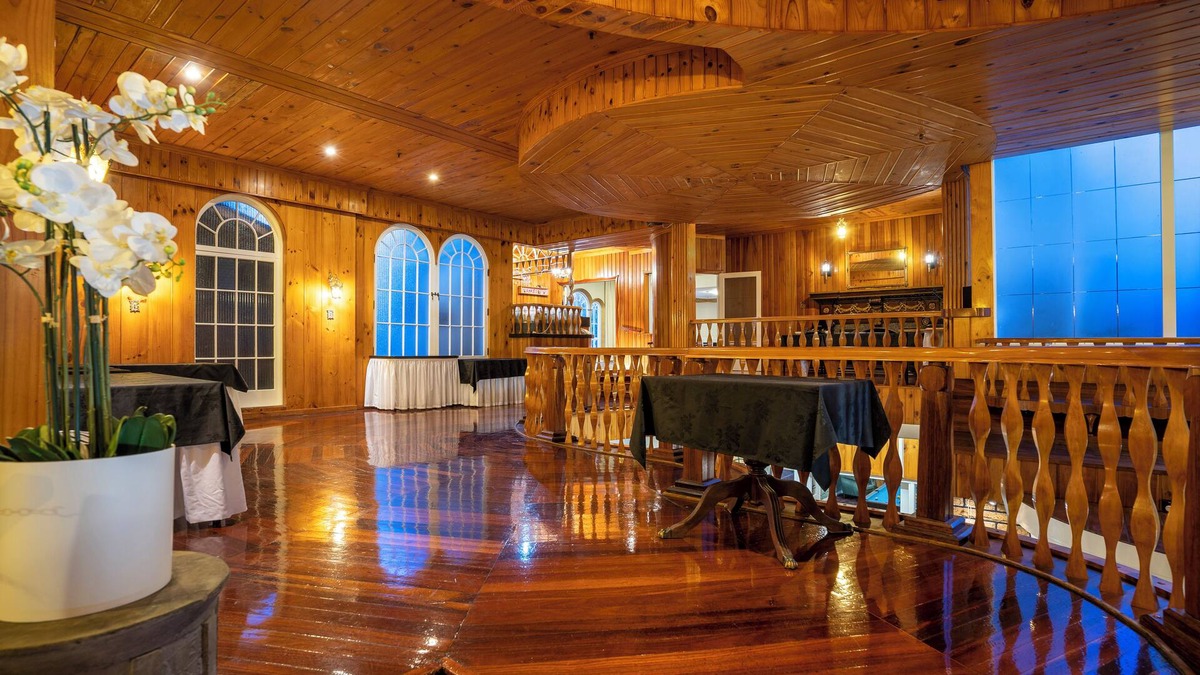 Upper Hutt Hotel | Wallaceville Motor Lodge