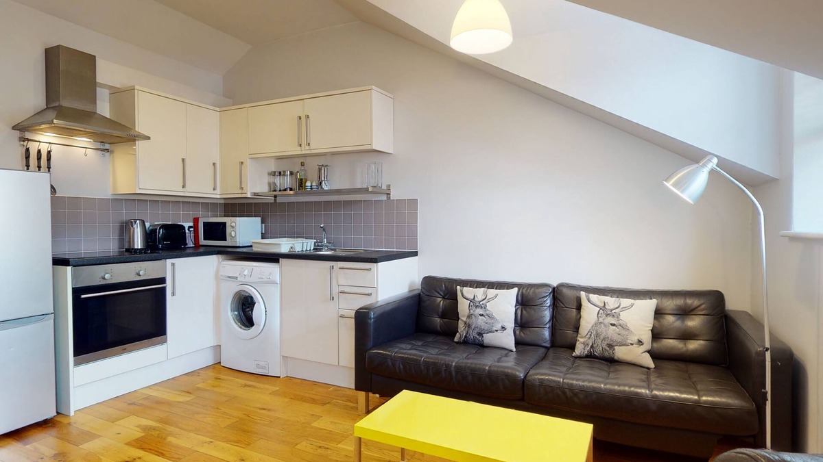 Oxford Apartment | Walton Lane | Oxford Holiday Let | 1 Bed & Sleeps 2