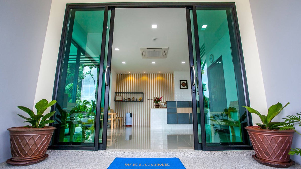 Krabi Hotel | Wanarom Residence Hotel