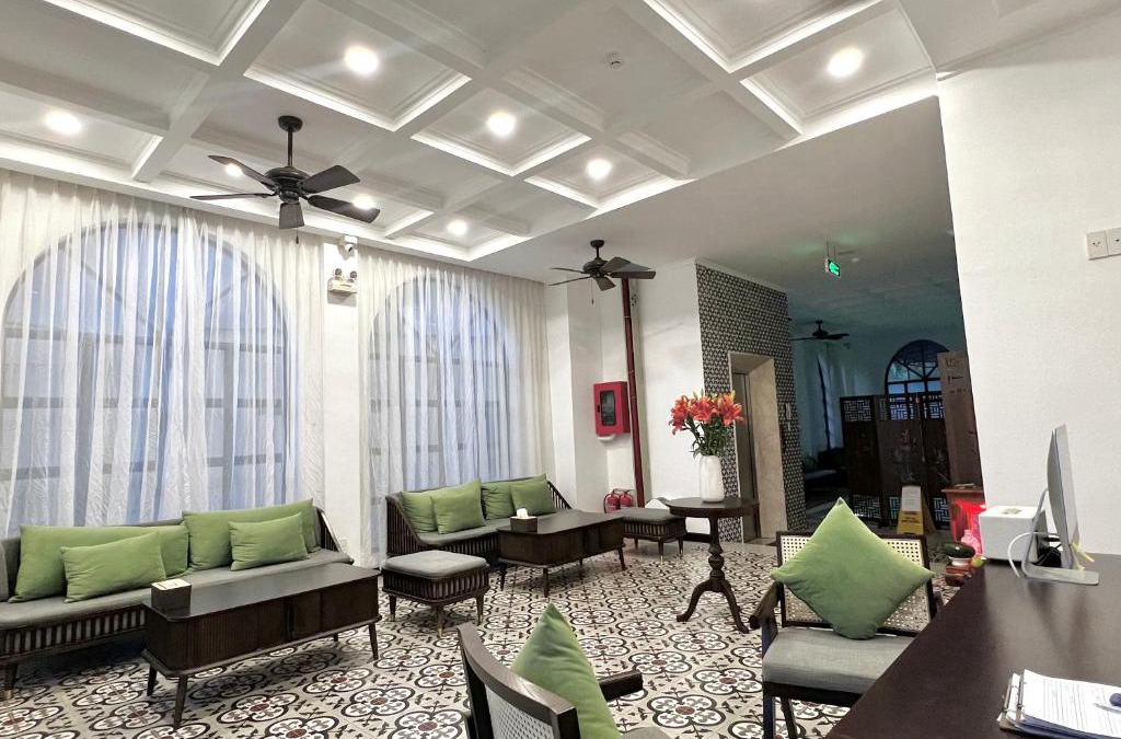East Ham Tien Beach Hotel | Wanderlust Hotel