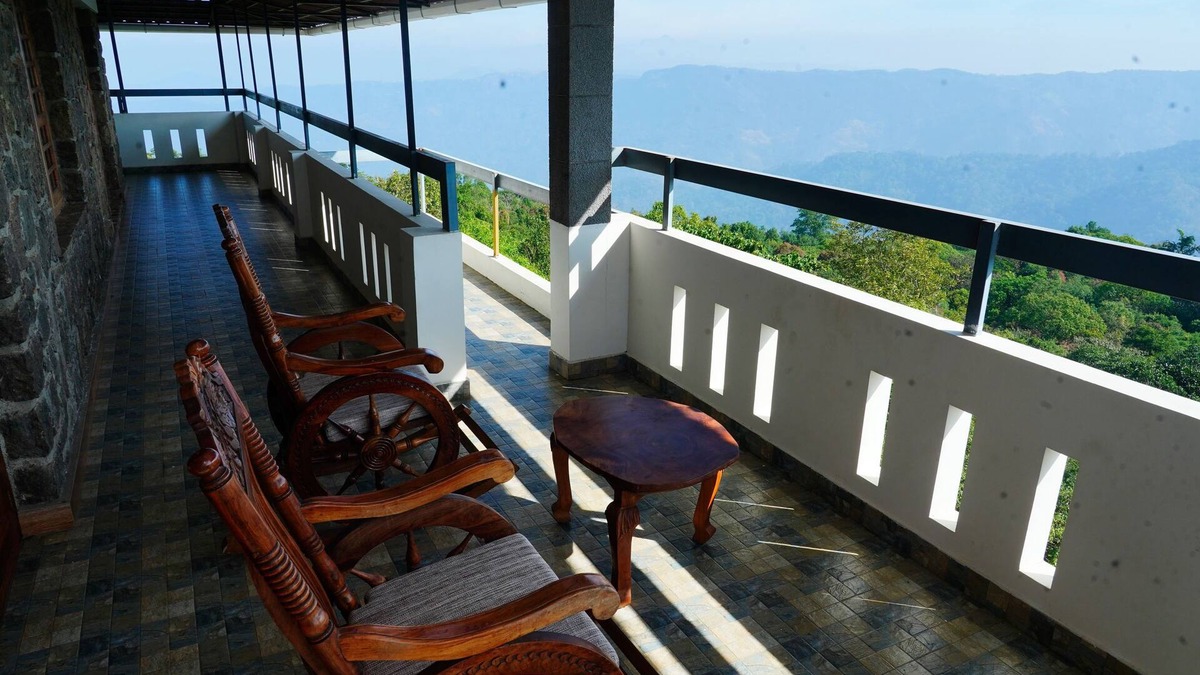 Todupulai Hotel | Wanderville