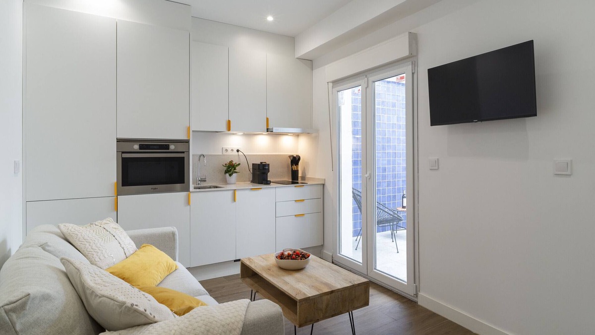 San Diego Apartment | Waou New Numantia II