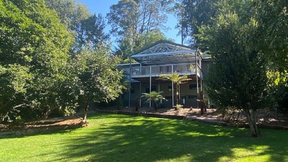 Warburton House | Warburton Trails Accommodation