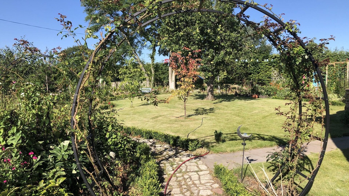 Edmondsley House | Warlands-Farm Guest-House
