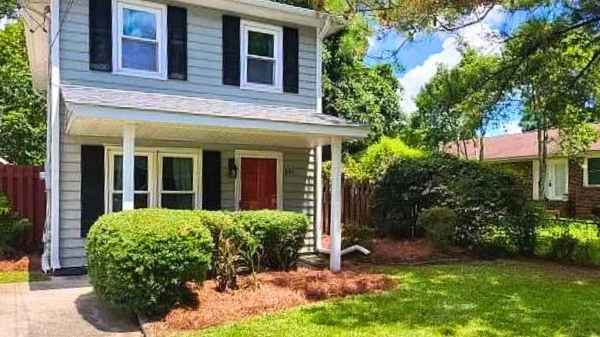 West Ashley House | Warm and Bright 4BR Home near Downtown Charleston