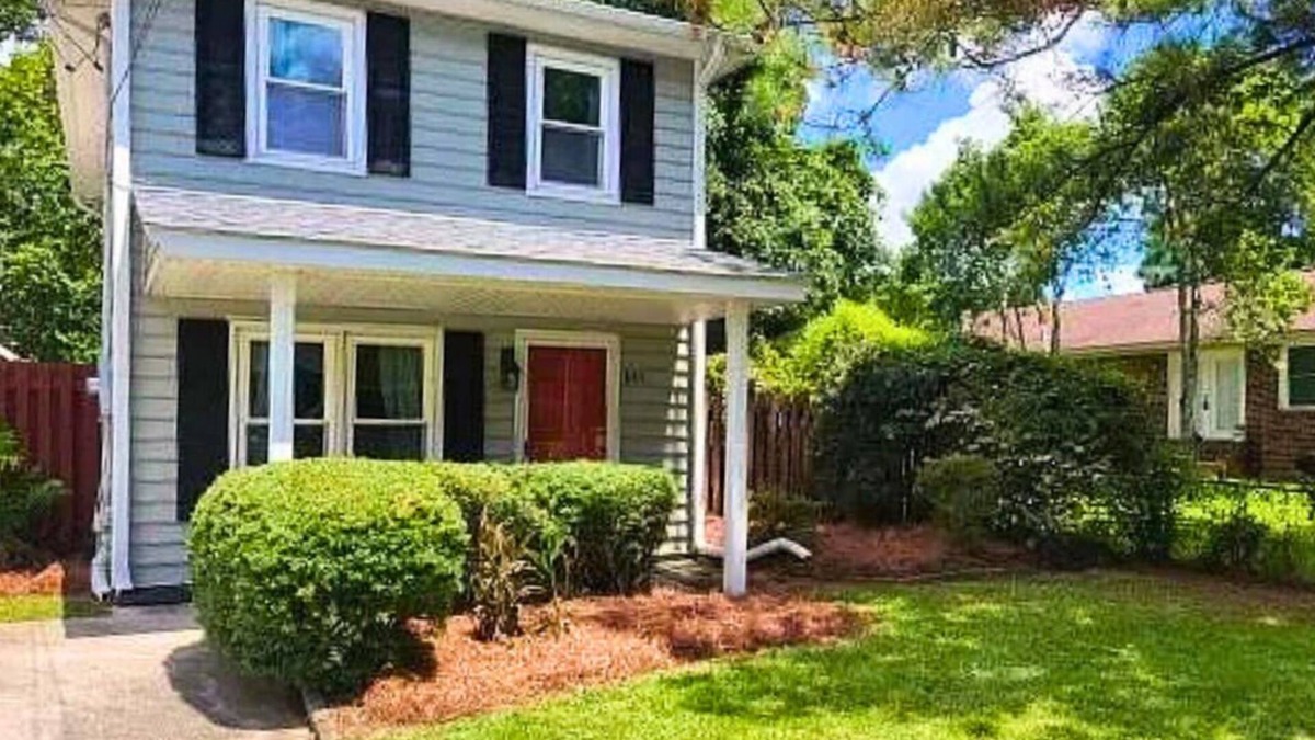 West Ashley House | Warm, Bright & Cozy 4BR House w/Musician's Charm