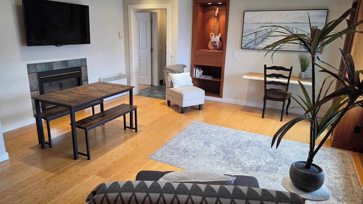Friday Harbor Condo | Warm Port in Friday Harbor