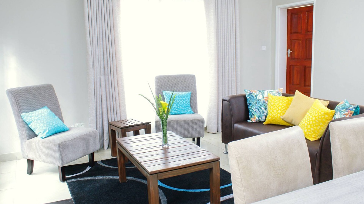 Harare Cottage | Warm & Tasteful Glint Cottage