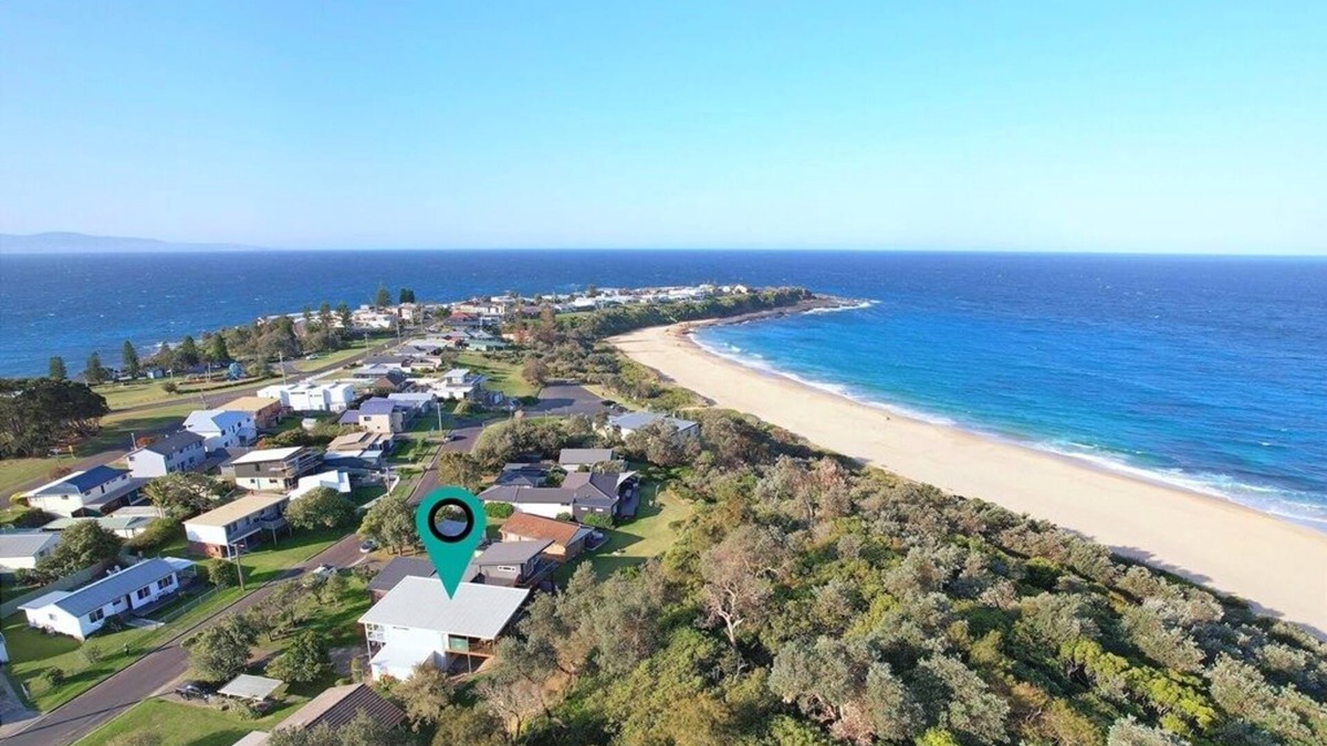 Culburra Beach House | Warrain Beach House - 3pm Checkout