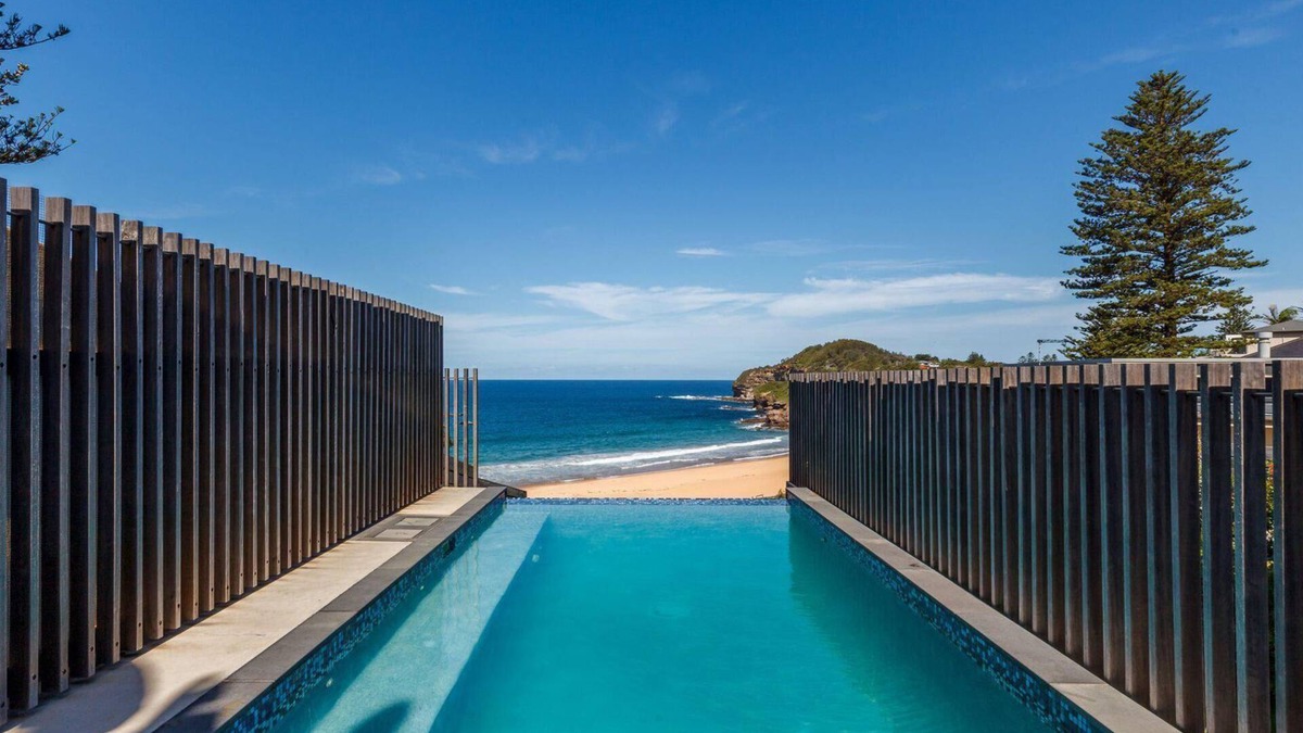Mona Vale House | Warriewood Hale Kai - Beach Stays
