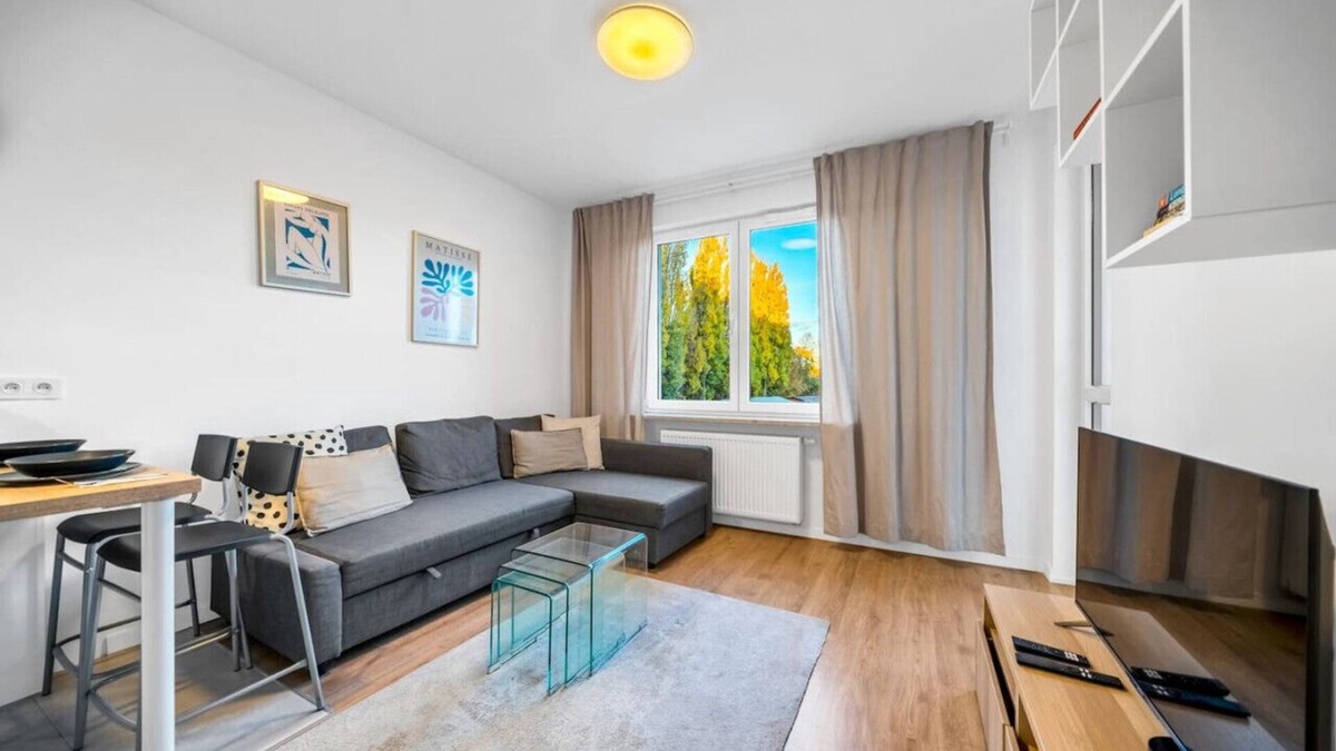 Warsaw Apartment | Warsaw Airport Apt - Balcony, Parking - by Rentujemy